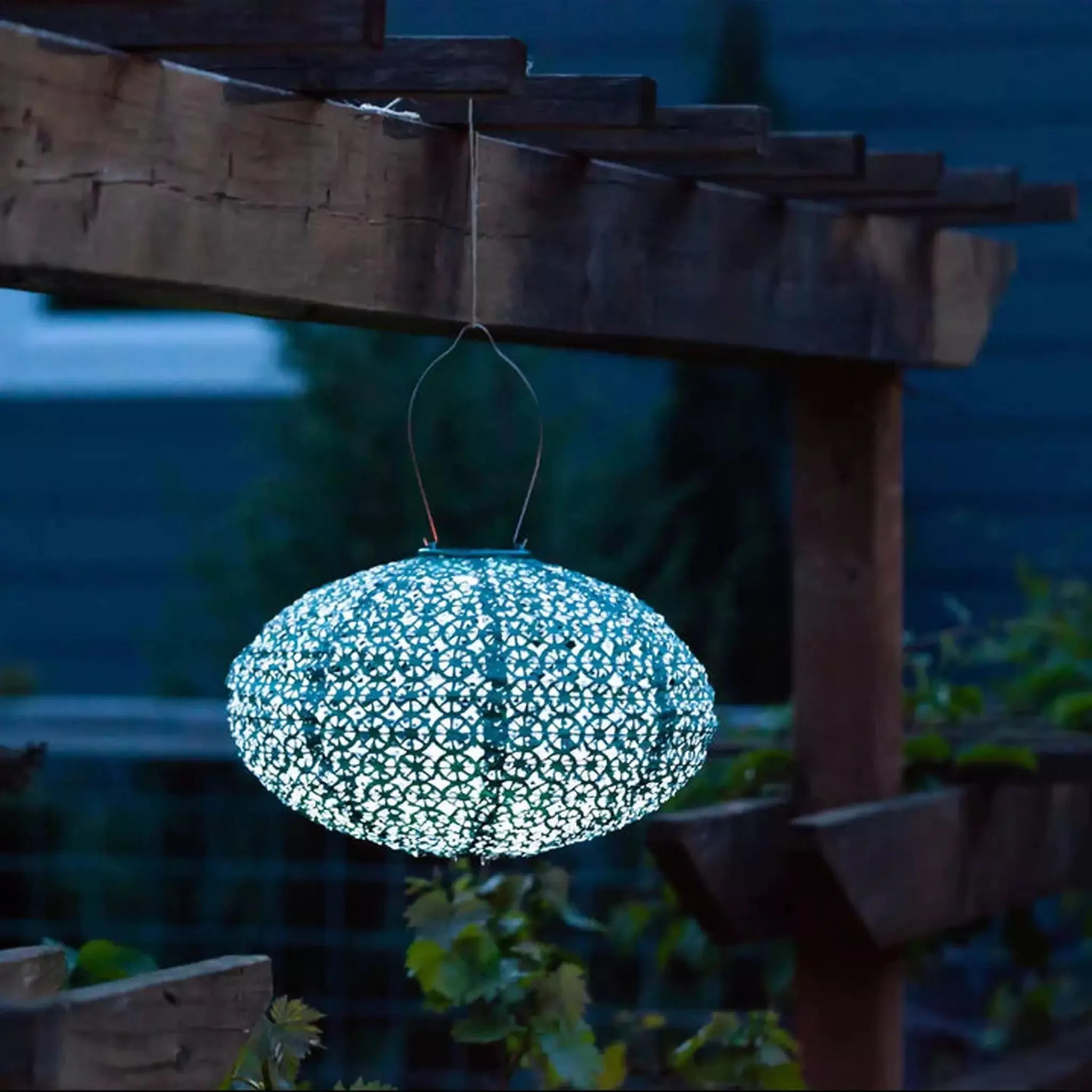 14" Oval Solar Lantern
