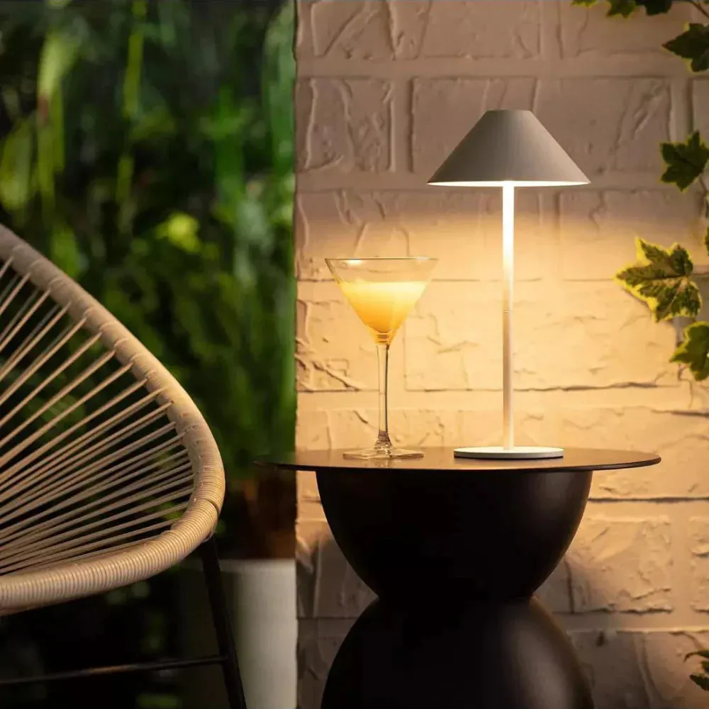 Alba Portable Lamp