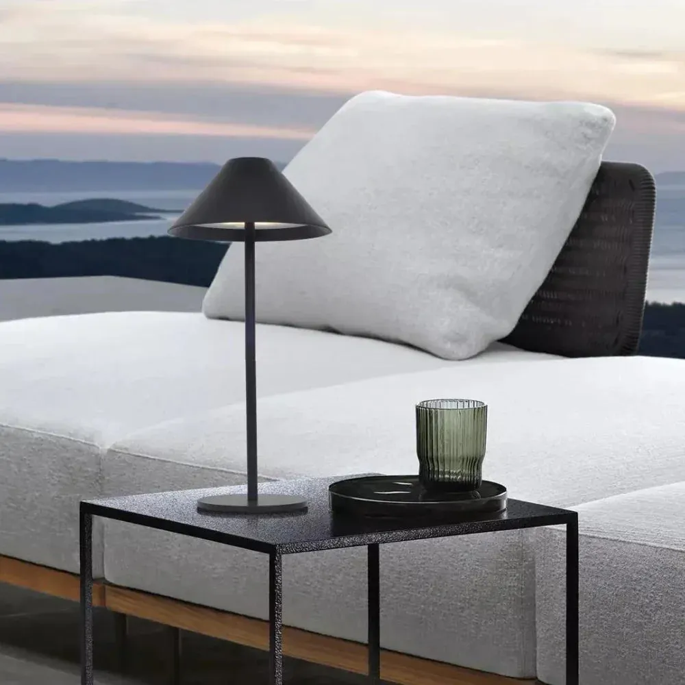 Alba Portable Lamp
