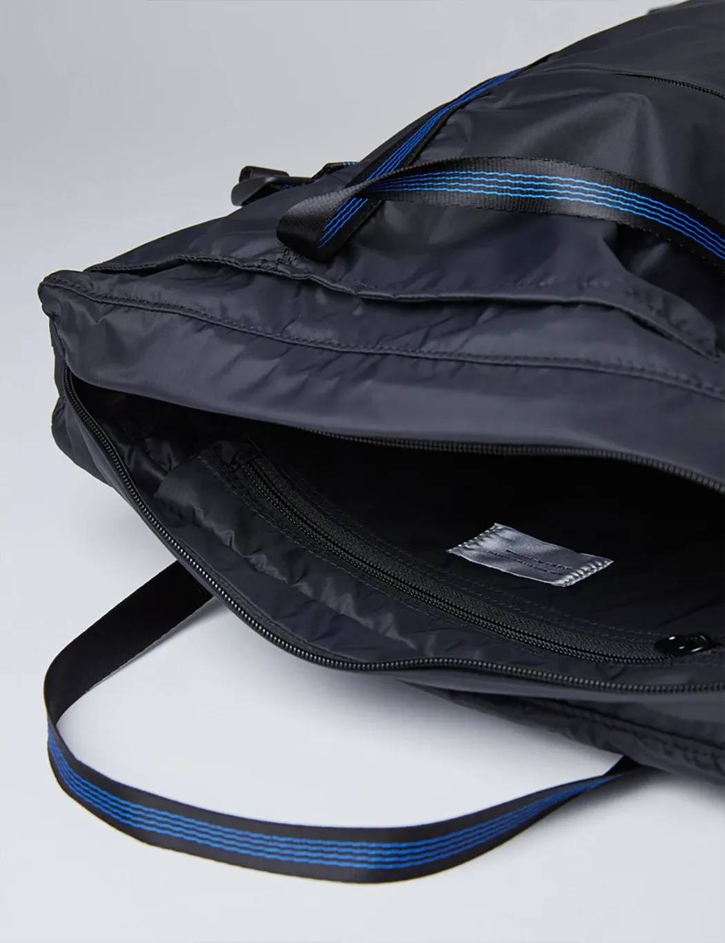 Backpack Sandqvist Lightweight Black Roger - Trusted Curated selection