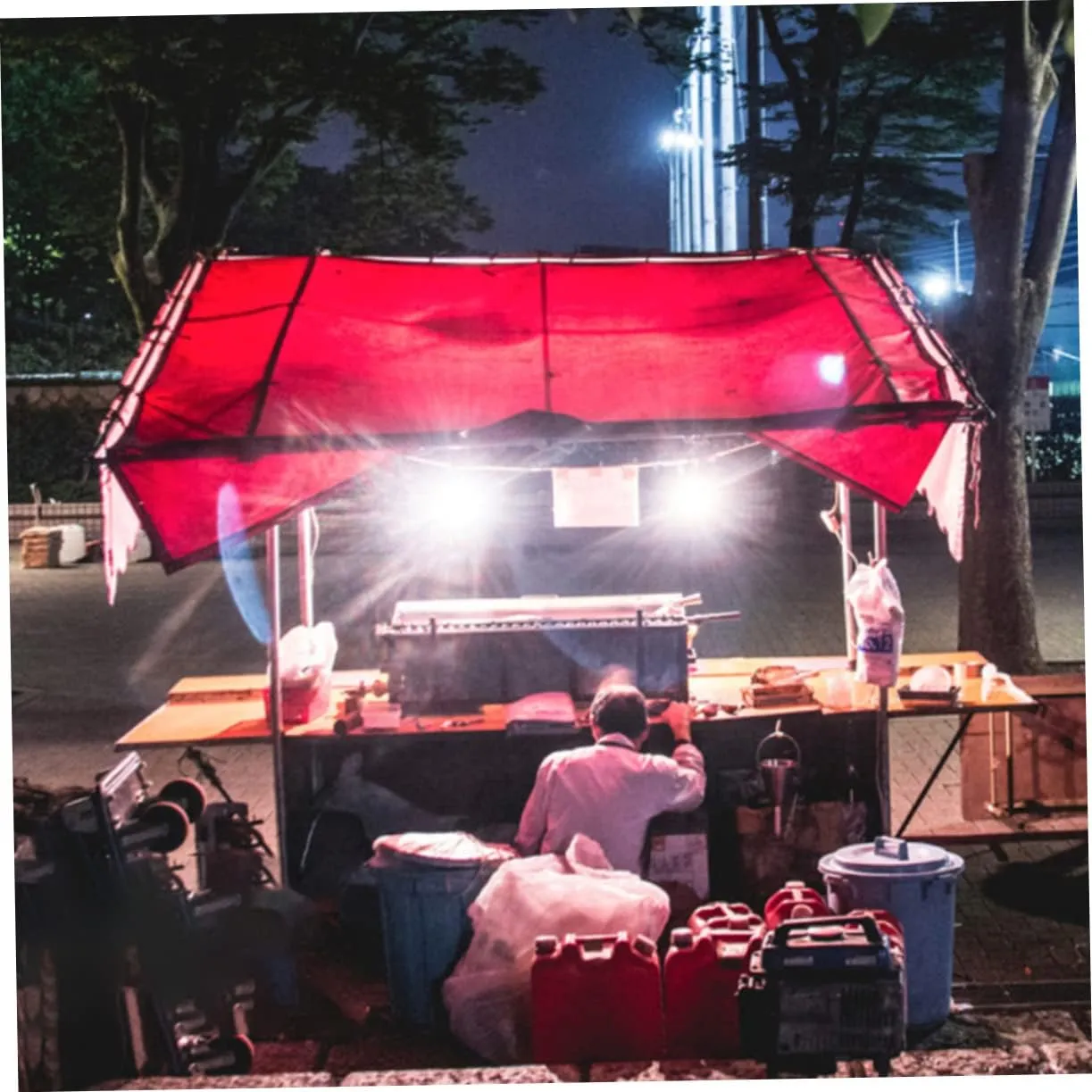 Battery-Powered Led Tent Lamp 3 Lighting Modes Magnetic Emergency Light for Camping Fishing Beach Tent