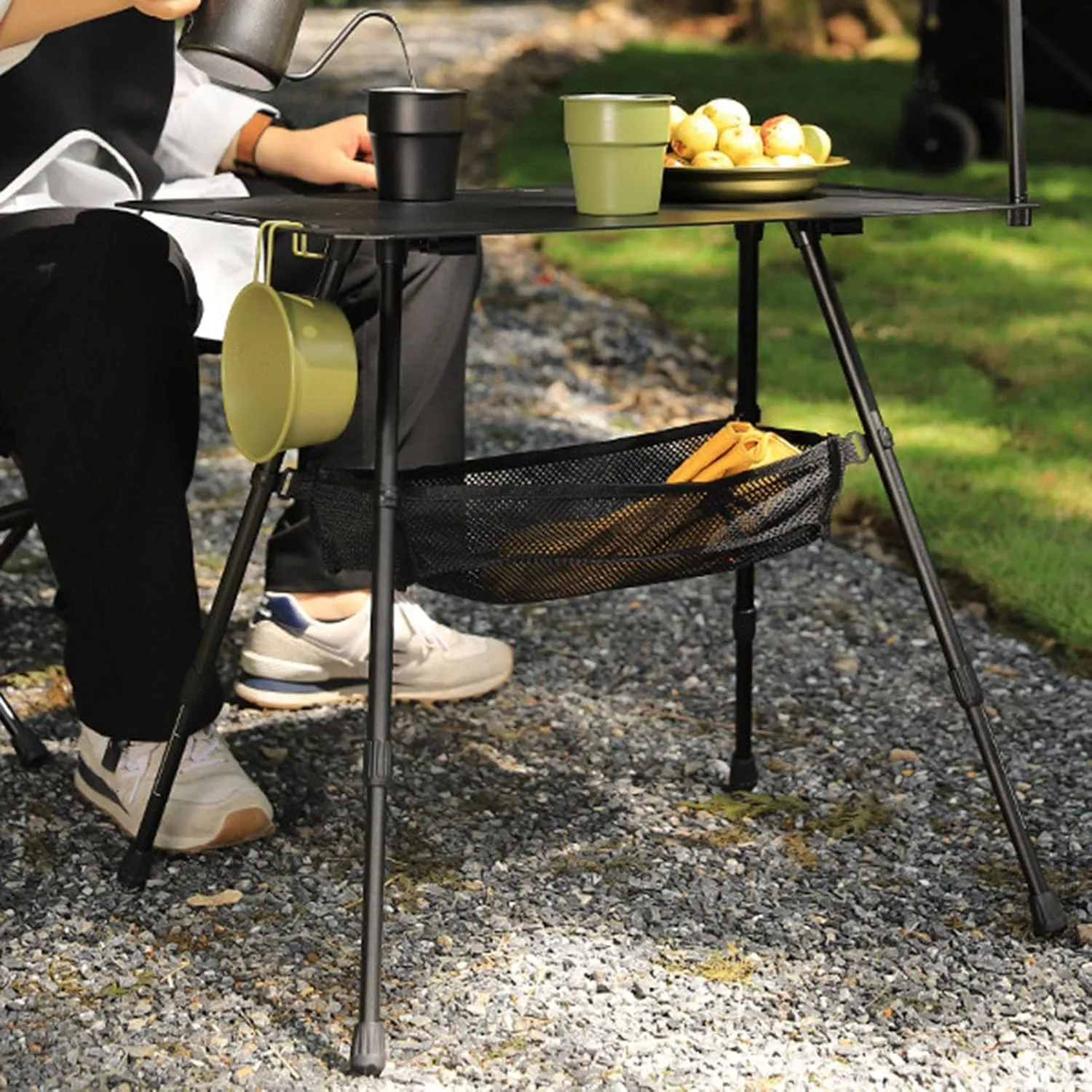 Camping Table, Height Adjustable Side Table Foldable Portable Picnic Table, Height Adjustable, Portable, Lightweight, Compact & Collapsible Patio BBQ Table (Black)