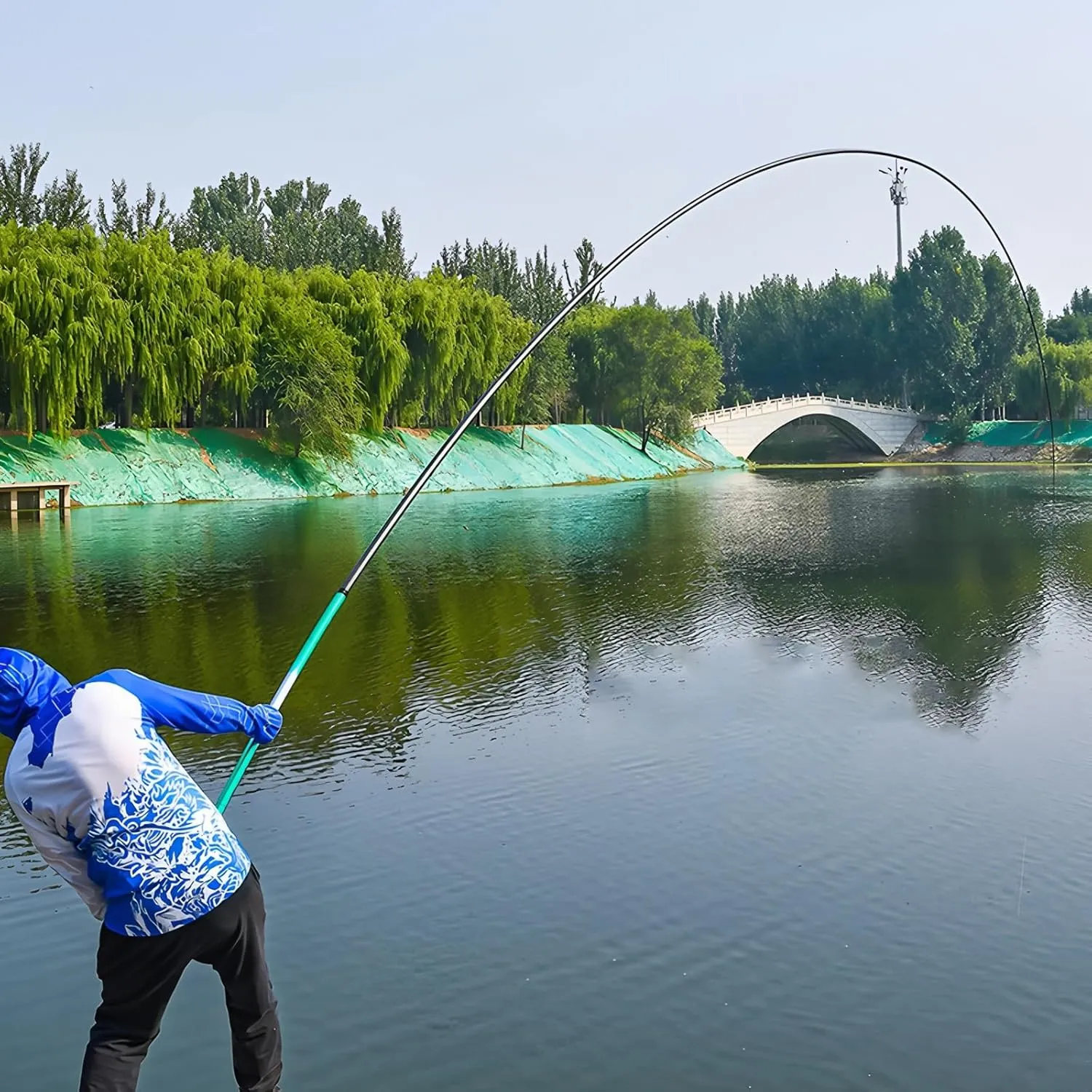 Carbon Fiber Telescopic Fishing Rod Portable Fishing Pole Ultra-Light and Ultra-Hard 19 Tuned Casting Rod for Reservoirs, Lakes and Many Other Waters (8-16M