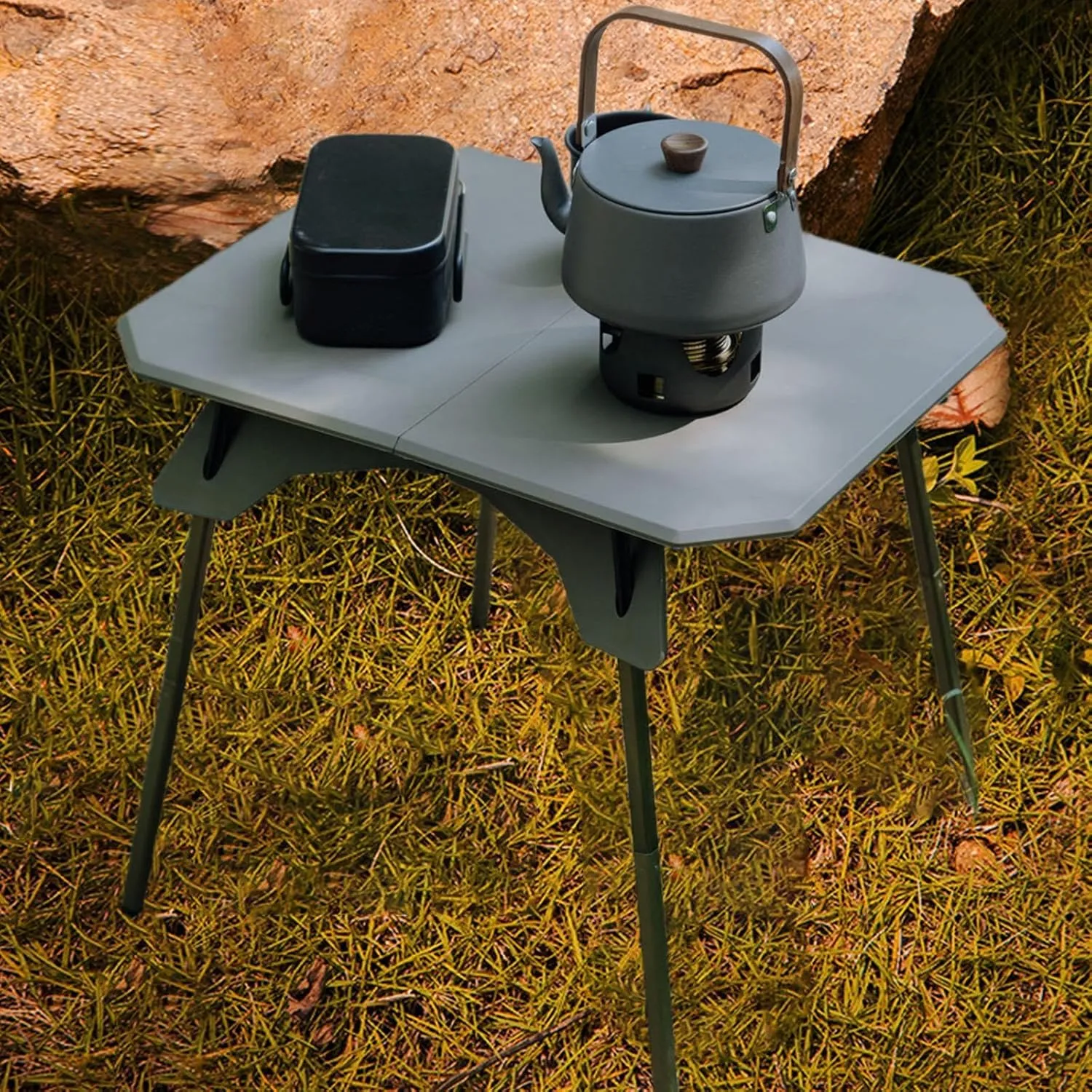 Compact Folding Table for Outdoor Activities with Adjustable Height, Green