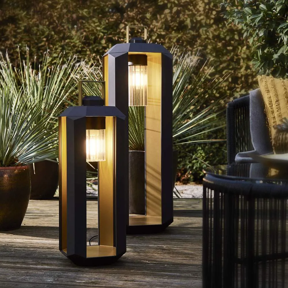 Cube Outdoor LED Rechargeable Floor Lamp