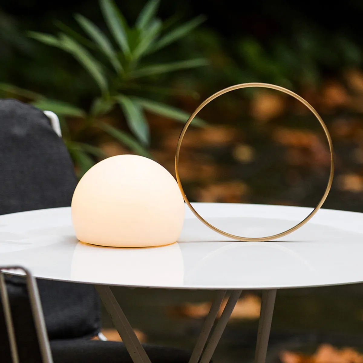 Estiluz Circ Portable Table Lamp