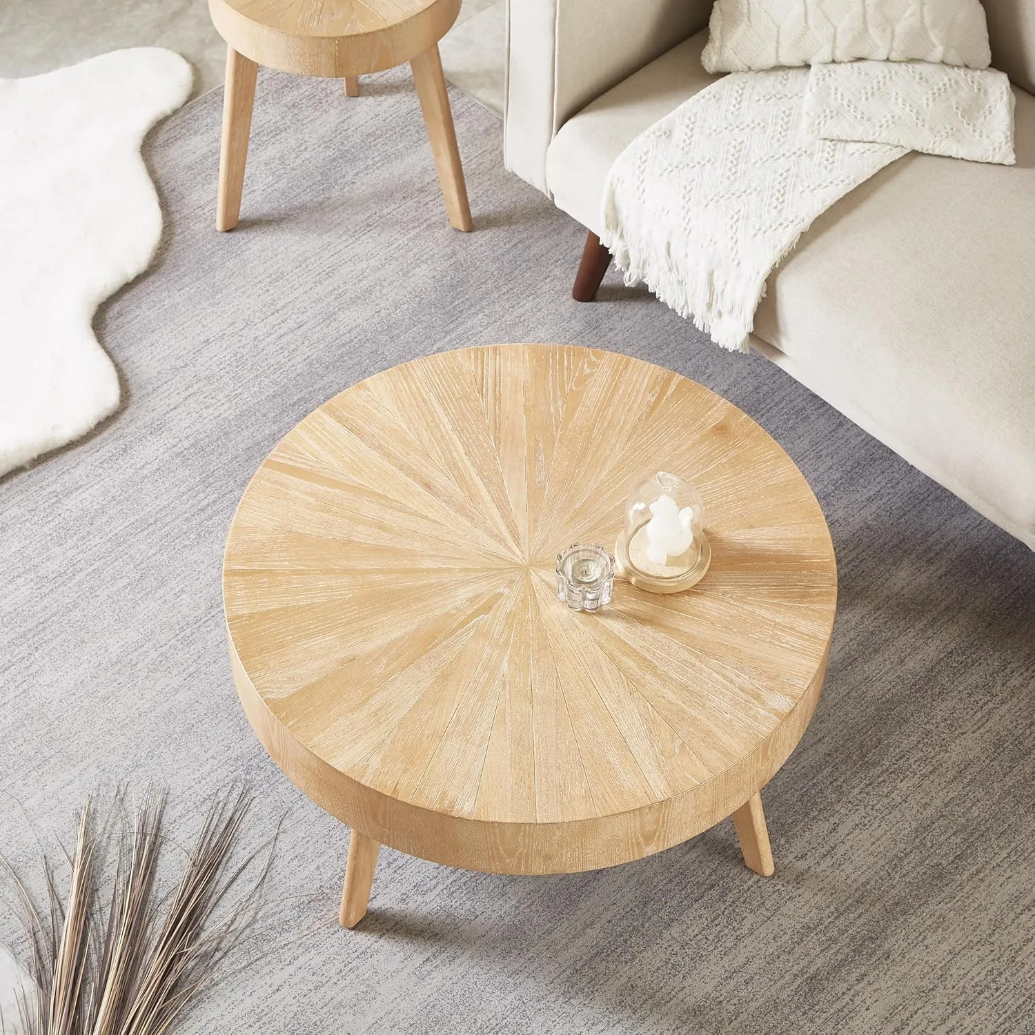 Gexpusm Round Wood Coffee Tables for Living Room, Farmhouse Circle Coffee Table, Rustic Mid Century Wooden Coffee Tables for Apartment, Easy Assembly (Only Coffee Table, 31.50" Dx31.50 Wx14.29 H)