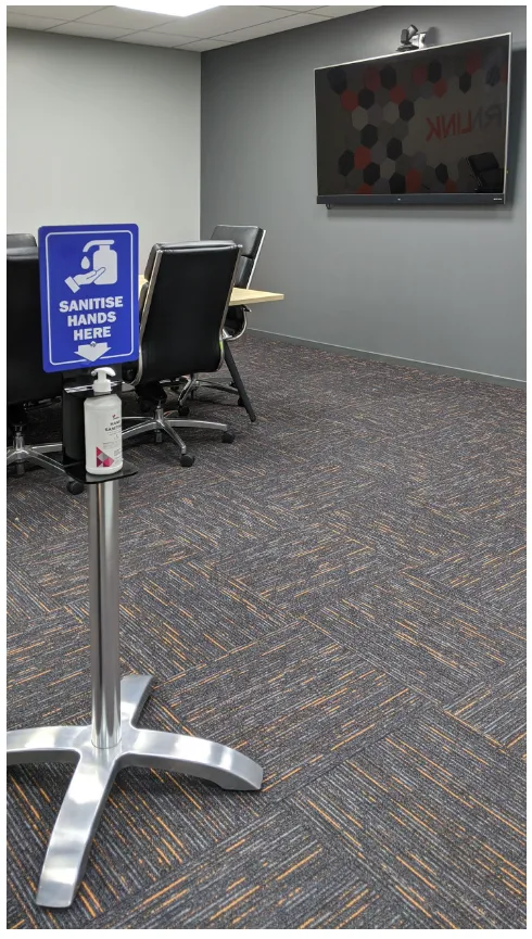 HAND SANITISER DISPENSER / TABLE BASE
