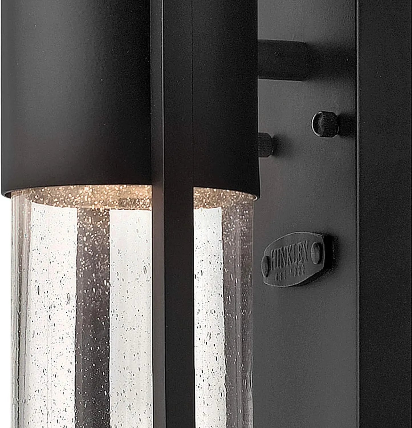 Hinkley Shelter 1325BK Large Outdoor Wall Mount Lantern - Minimalist Style, Dark Sky-Compliant, Solid Aluminum/Clear Seedy Glass - Black