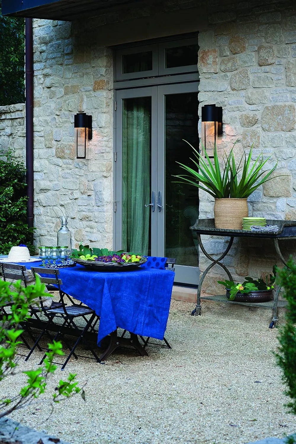 Hinkley Shelter 1325BK Large Outdoor Wall Mount Lantern - Minimalist Style, Dark Sky-Compliant, Solid Aluminum/Clear Seedy Glass - Black