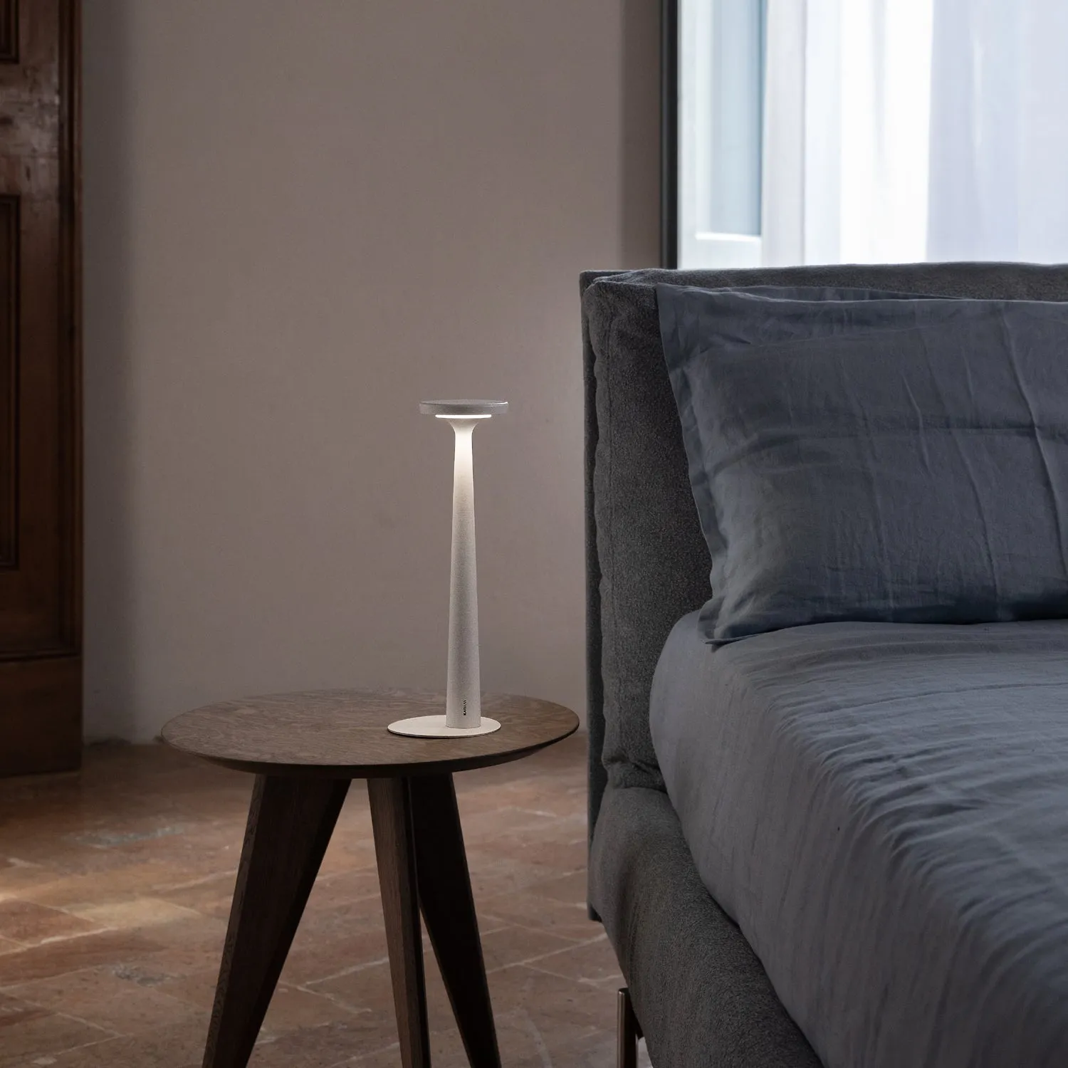 Karman Papiria Portable Lamp