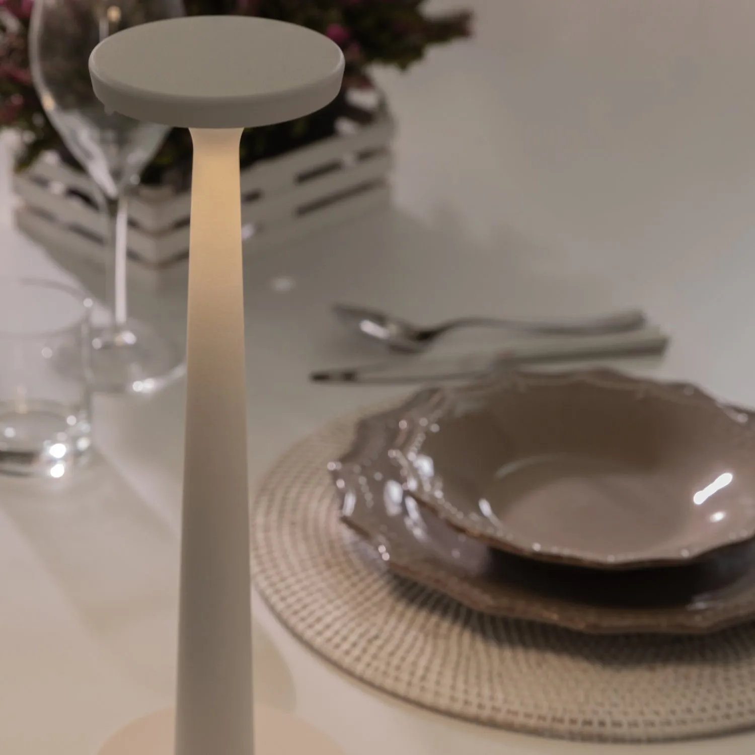 Karman Papiria Portable Lamp