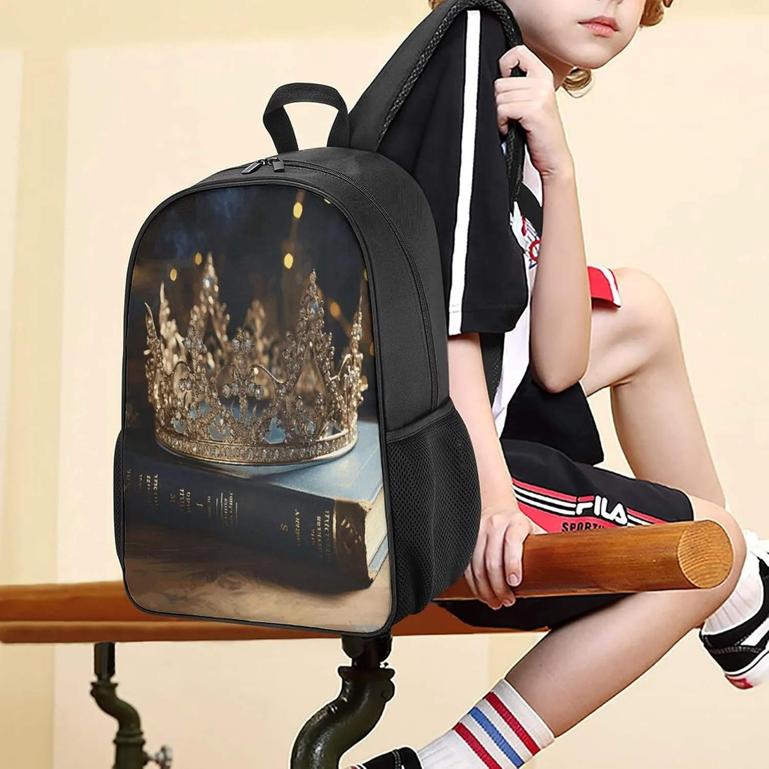 Lightweight Backpacks Cute Travel Bag Durable Crown Vintage Book Printing Small Travel Backpack For Women & Men
