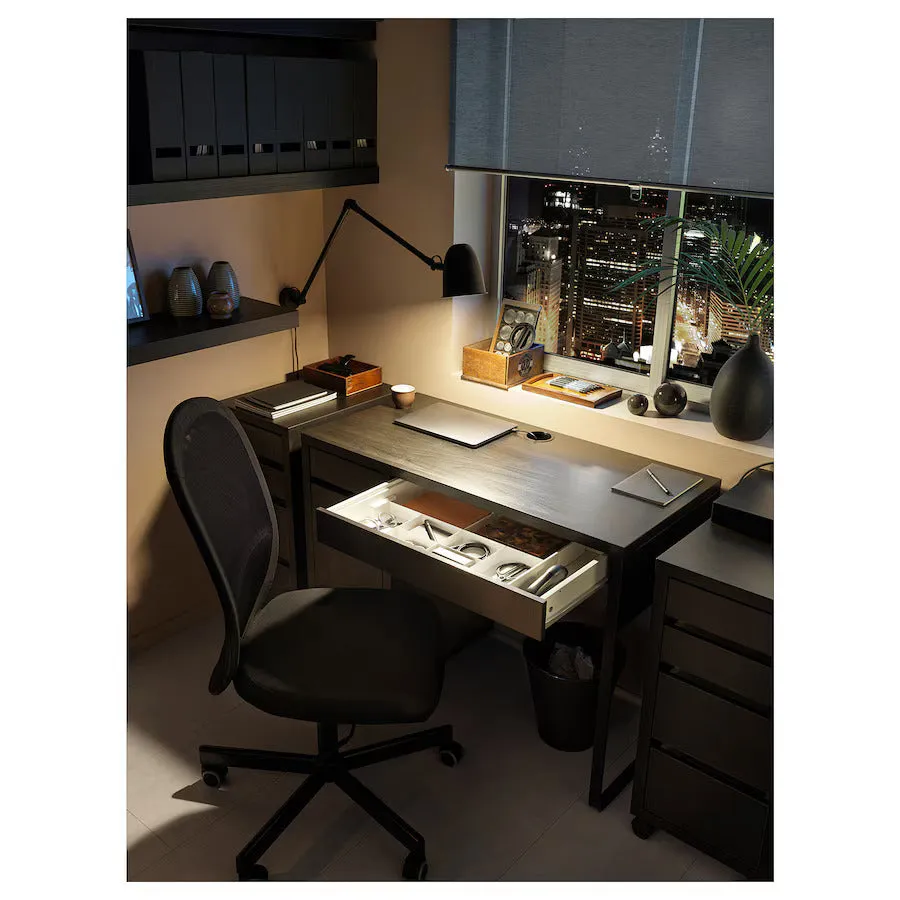 Office Computer Table Made From Particle Board and Fibreboard with Honeycomb Paper Filling With Adjustable Shelf