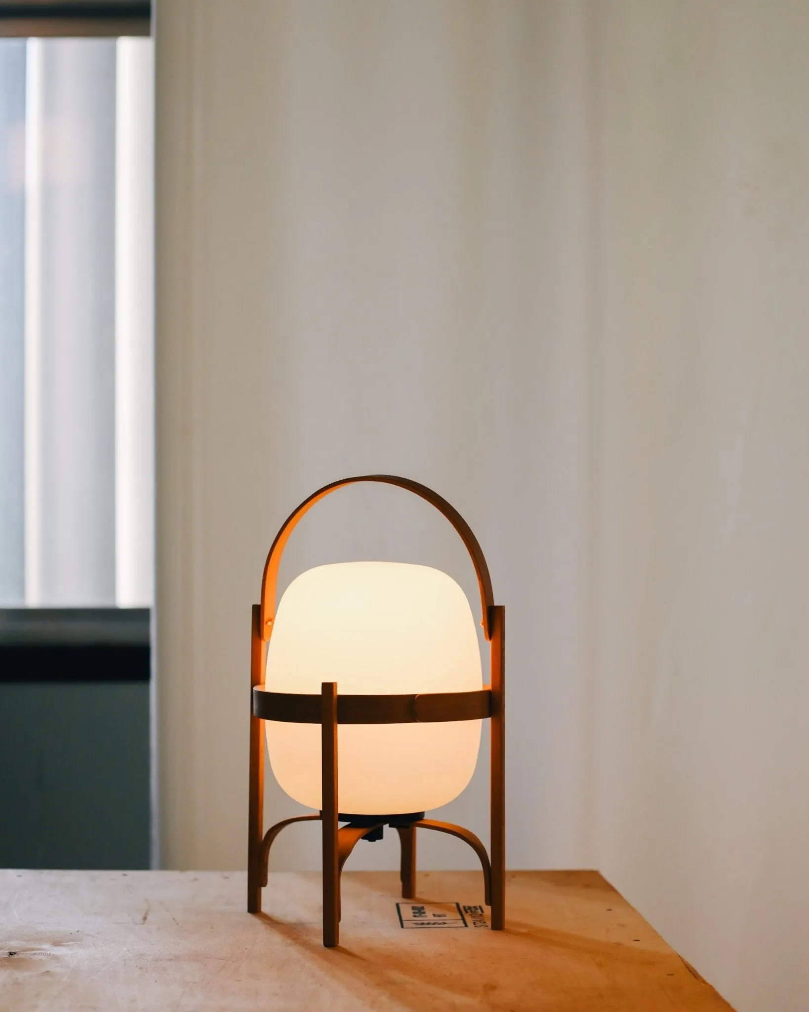 Open Box - Cestita Batería Portable Lamp - White Opal Polyethylene