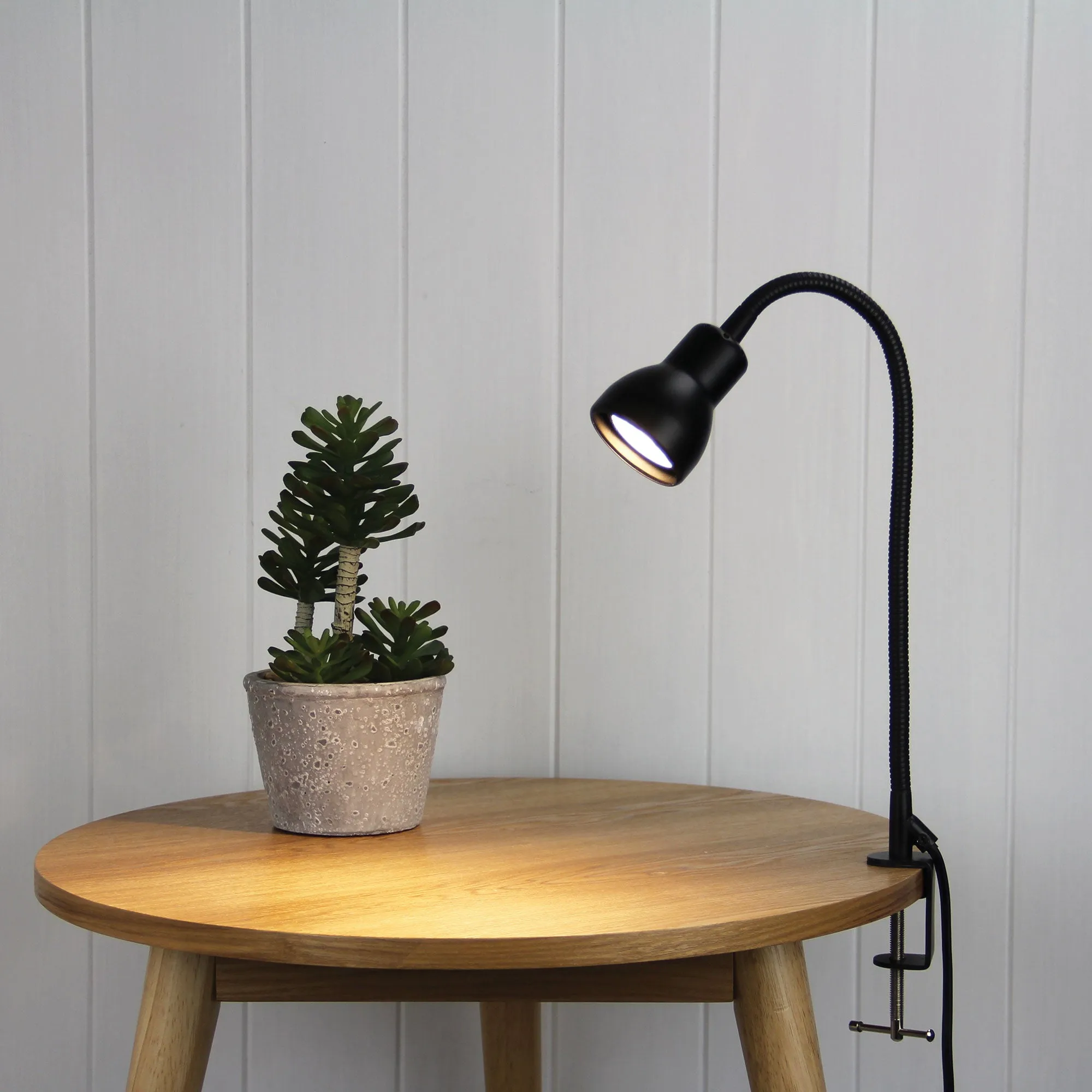 Oriel Lighting SCOPE Adjustable Gooseneck Clamp Lamp