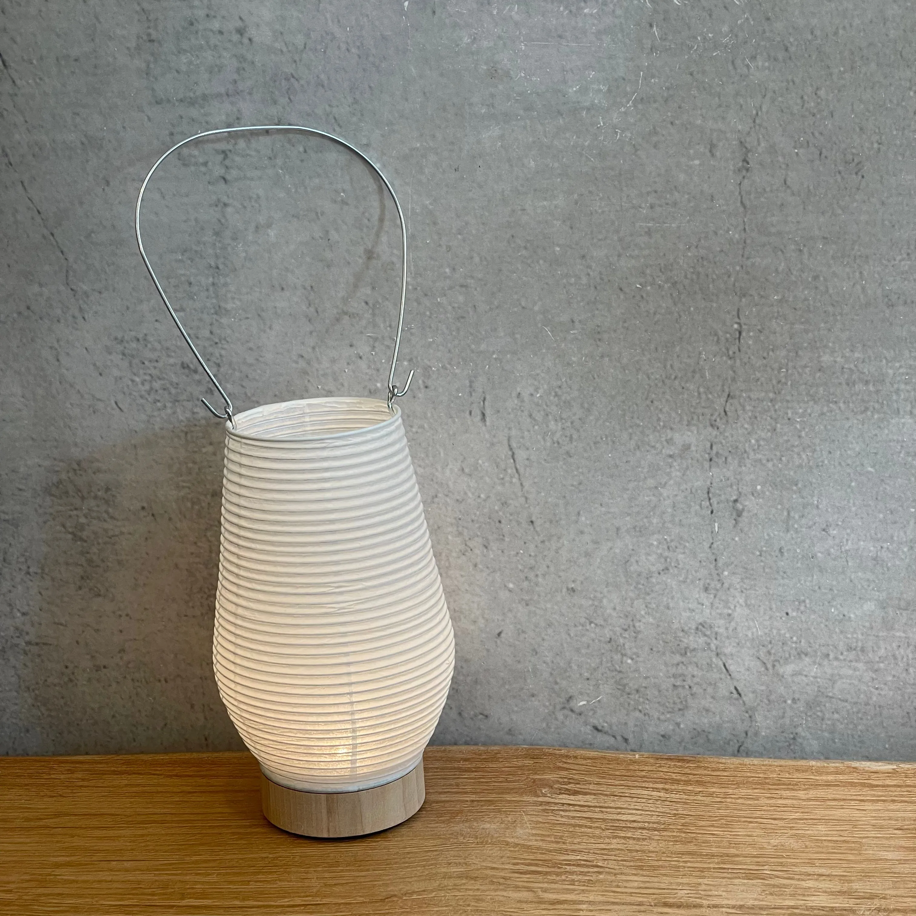 "Michiyuki-tou" Paper Lantern by Ono Rina - "Noppo" (Tall)
