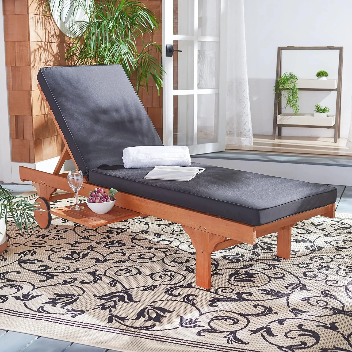 SAFAVIEH Outdoor Collection Newport Natural/ Black Cushion Built-in Side Table Adjustable Chaise Lounge Chair