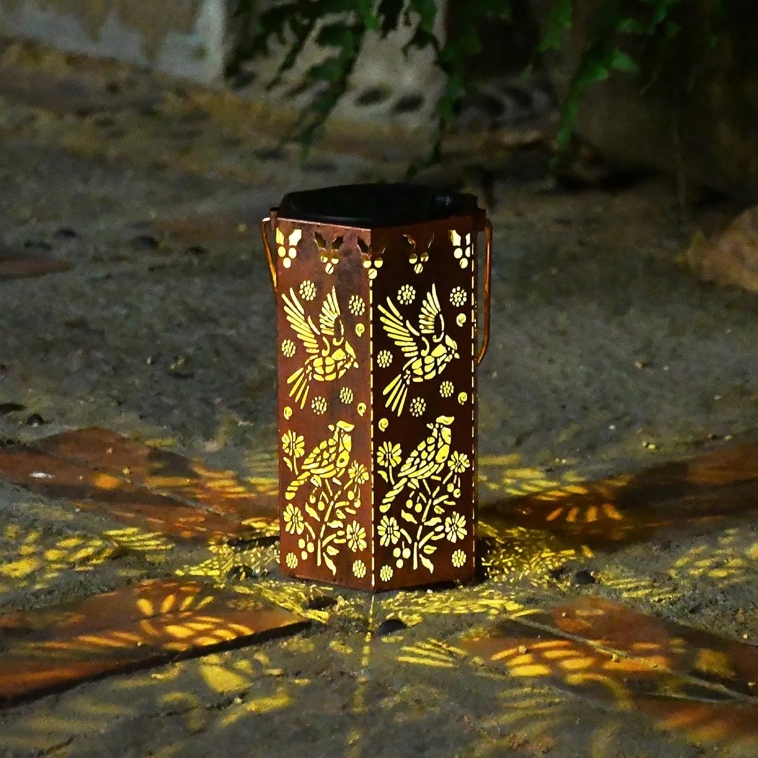 Solar Cardinal Lanterns Outdoor Hanging Lights, Fathers Day Gifts for Dad Mom Men Women, Hollowed-Out Metal Decor Lantern, Waterproof LED Decorative Garden Light
