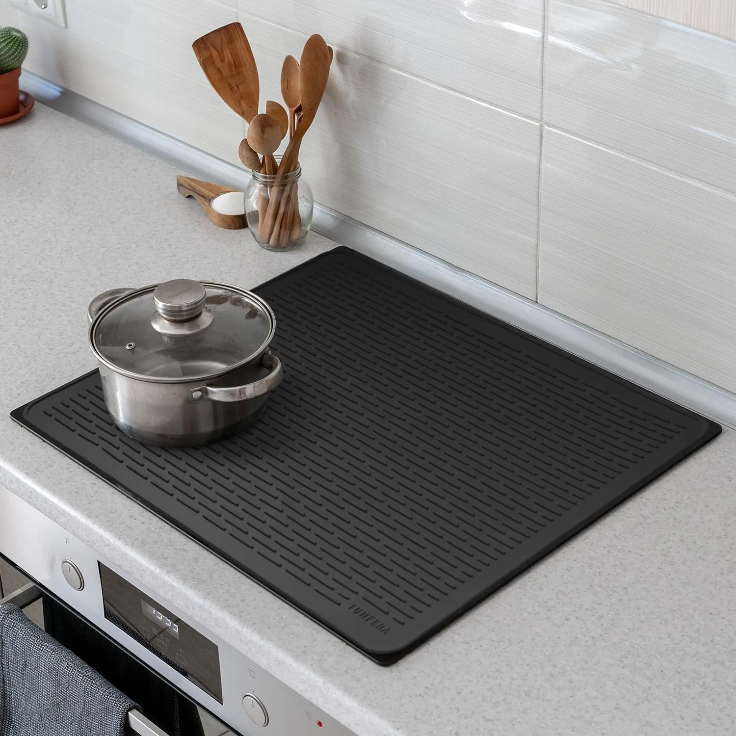 Stove Top Cover for Electric Stove - Silicone Stove Mat for Glass Top, Glass Cooktop Protector, XL Dish Drying Mats For Kitchen,Oven Covers for Electric Stove (Black,28 x 20)