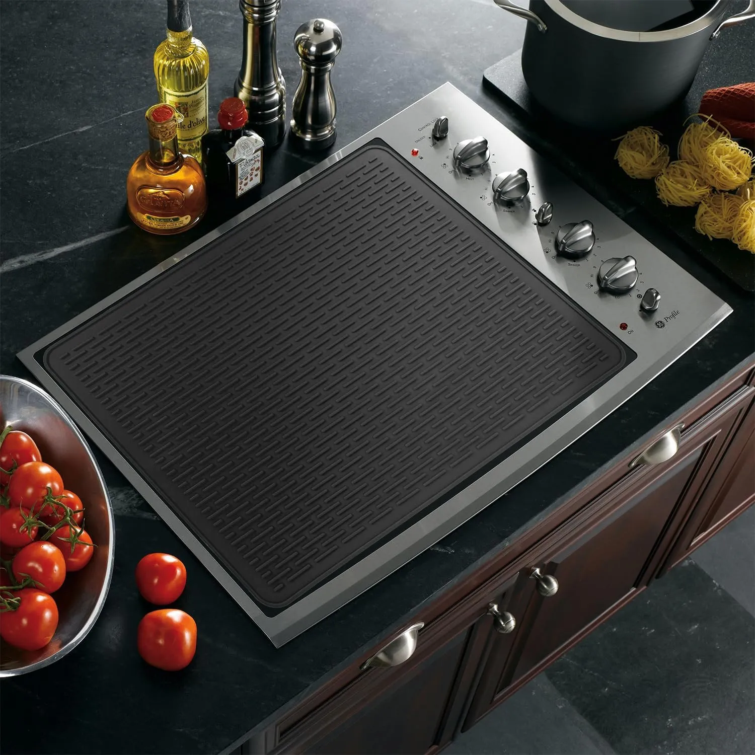 Stove Top Cover for Electric Stove - Silicone Stove Mat for Glass Top, Glass Cooktop Protector, XL Dish Drying Mats For Kitchen,Oven Covers for Electric Stove (Black,28 x 20)