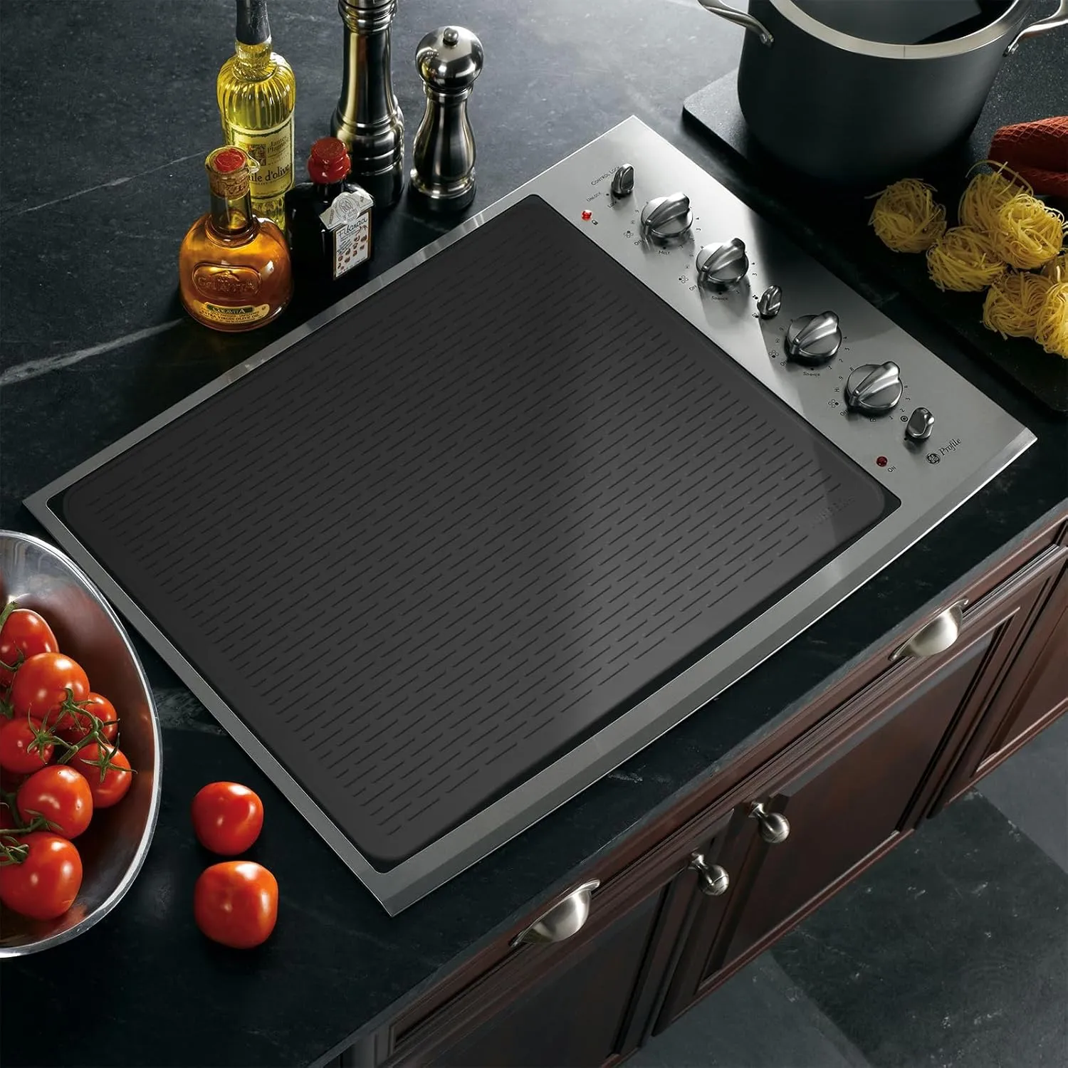 Stove Top Cover for Electric Stove - Silicone Stove Mat for Glass Top, Glass Cooktop Protector, XL Dish Drying Mats For Kitchen,Oven Covers for Electric Stove (Black,28 x 20)