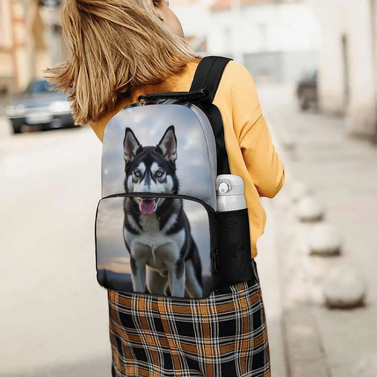 Supdreamc Lightweight Daypack Bookbag for Trekking Business Walking Cycling - Big Capacity Anti-Theft Multipurpose Carry On Bag, Alaska Husky Dog Business Computer Bag