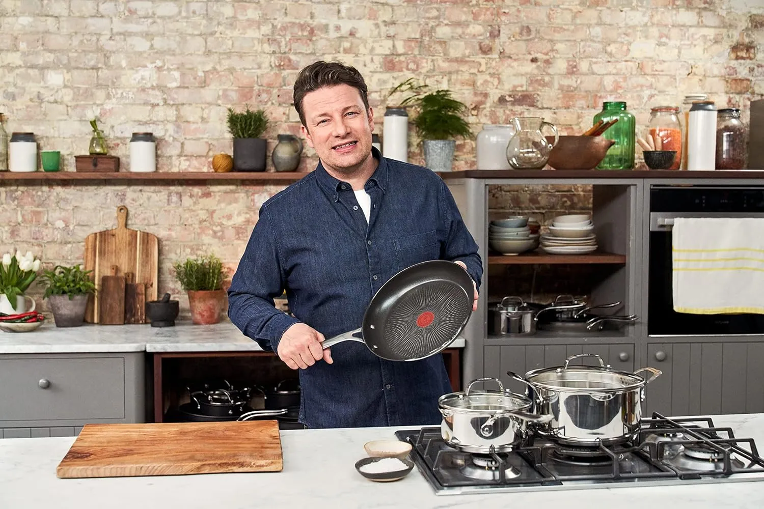 Tefal Jamie Oliver Cook's Direct On Pan Set 20/24/28 cm, Recipe Booklet, Non-Stick Induction, Oven-Safe, Stainless Steel, Riveted Handle, E304S3.TOG