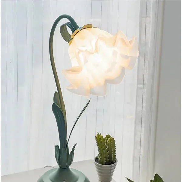 Vintage Adjustable Flower Table Lamp – Elegant Design with Functional Flexibility