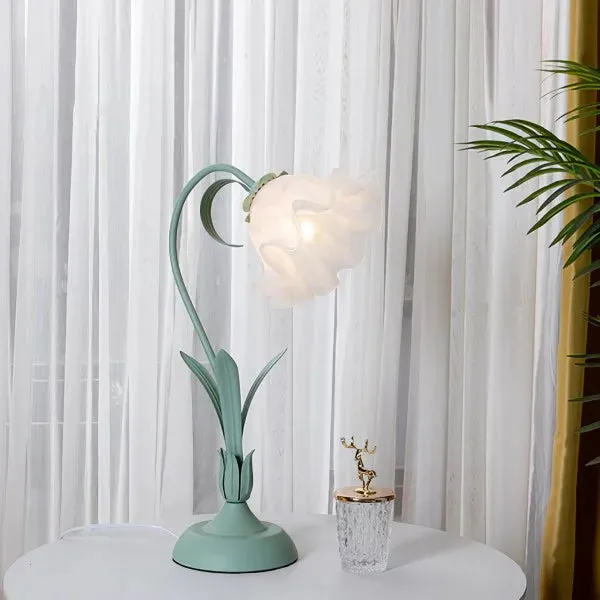Vintage Adjustable Flower Table Lamp – Elegant Design with Functional Flexibility