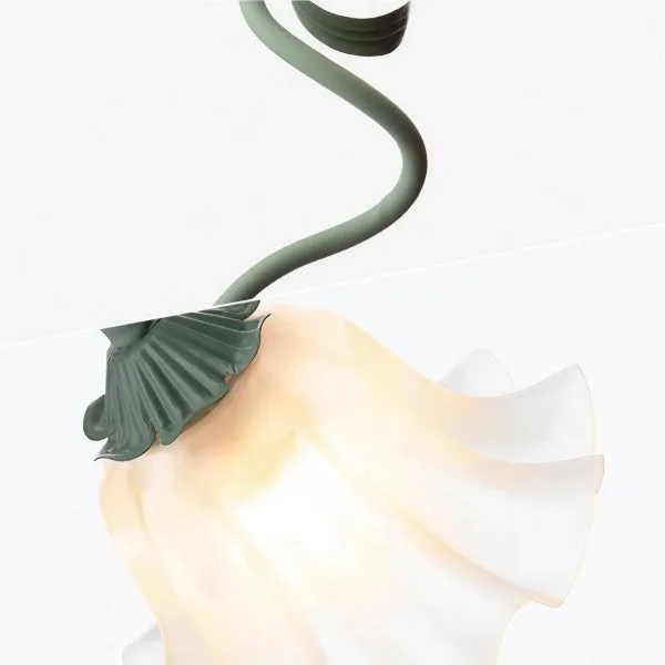 Vintage Adjustable Flower Table Lamp – Elegant Design with Functional Flexibility